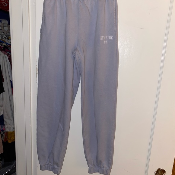 Brandy Melville Pants - Brandy Melville Sweatpants